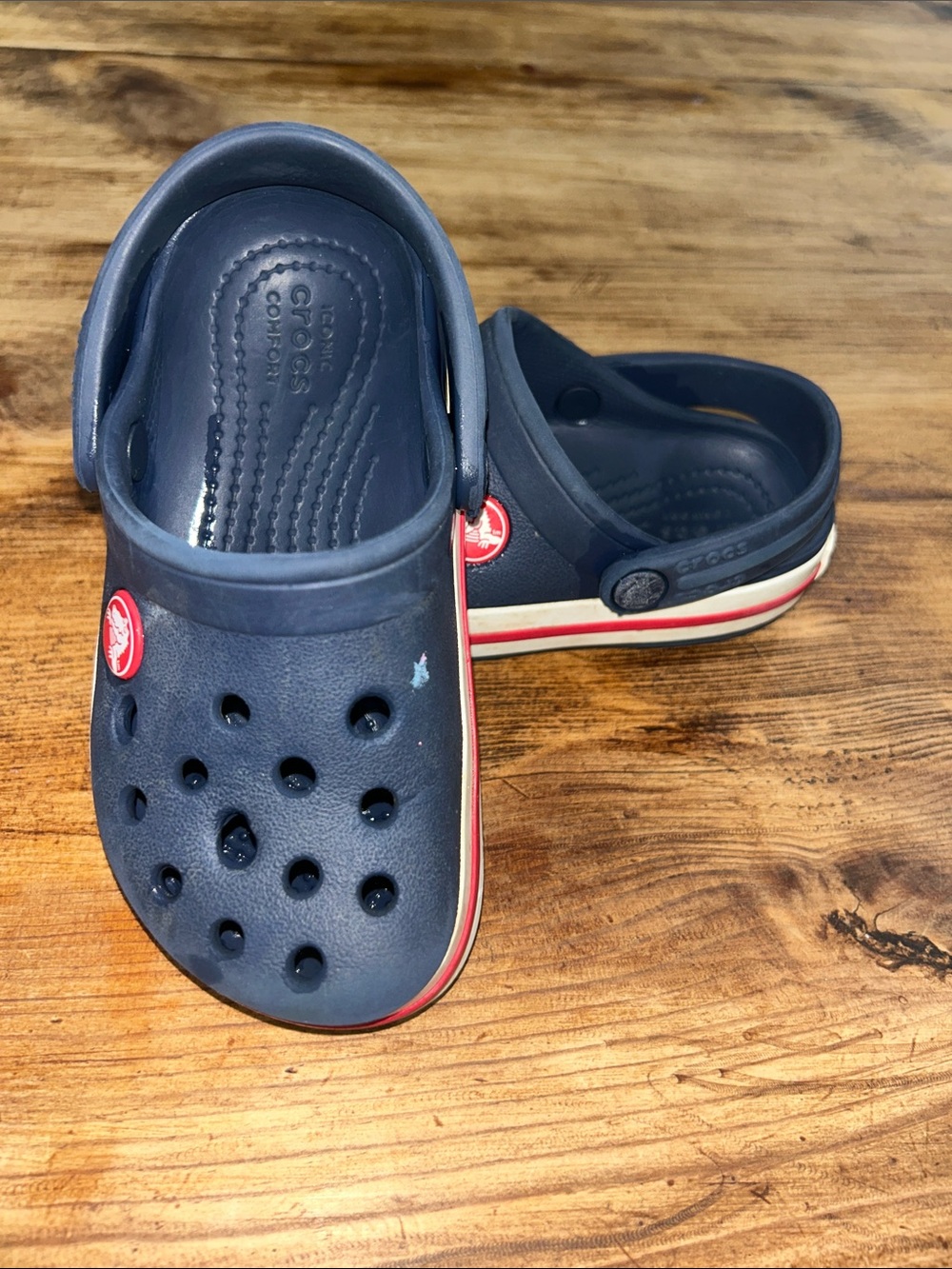 CROCS Toddler 8 Navy Blue Clogs with Red & White Trim - Picture 4 of 5